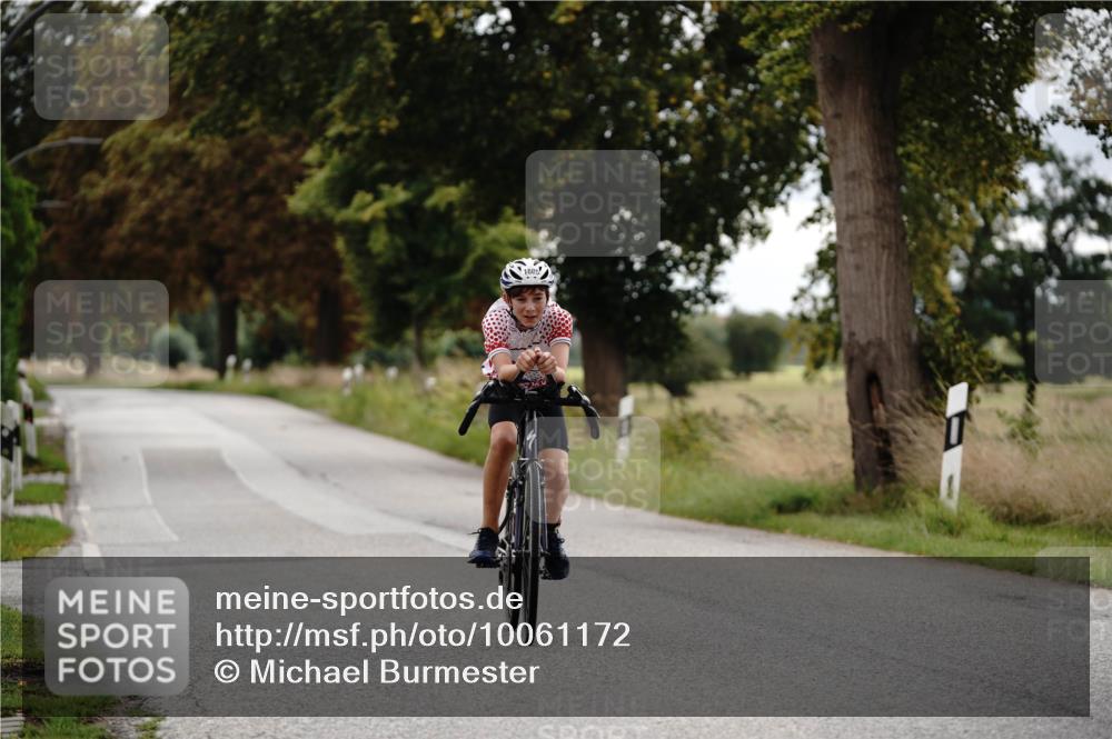 30.08.2026 - Elbe Triathlon Hamburg Michael Burmester http://msf.ph/oto/10061172 30.08.2026 12:45:38 Radfahren 1805 meine-sportfotos.de