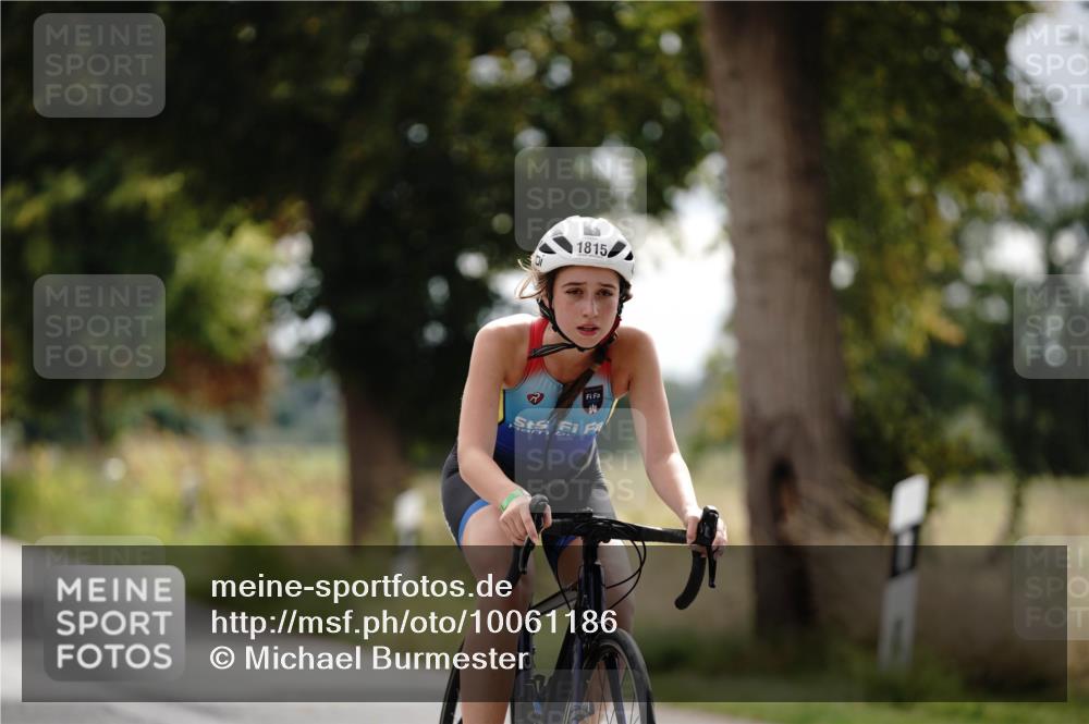 30.08.2026 - Elbe Triathlon Hamburg Michael Burmester http://msf.ph/oto/10061186 30.08.2026 12:46:33 Radfahren 1815 meine-sportfotos.de