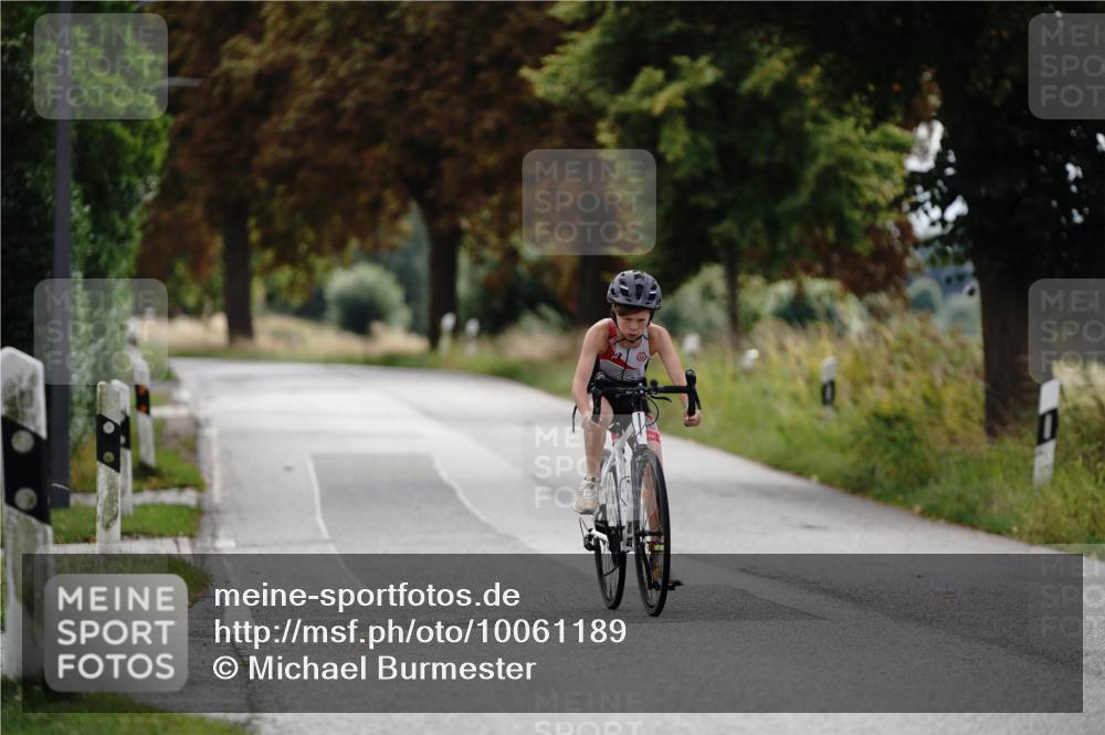 30.08.2026 - Elbe Triathlon Hamburg Michael Burmester http://msf.ph/oto/10061189 30.08.2026 12:46:54 Radfahren 1786 meine-sportfotos.de