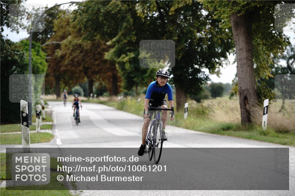 30.08.2026 - Elbe Triathlon Hamburg Michael Burmester http://msf.ph/oto/10061201 30.08.2026 12:47:37 Radfahren 1777, 1782 meine-sportfotos.de