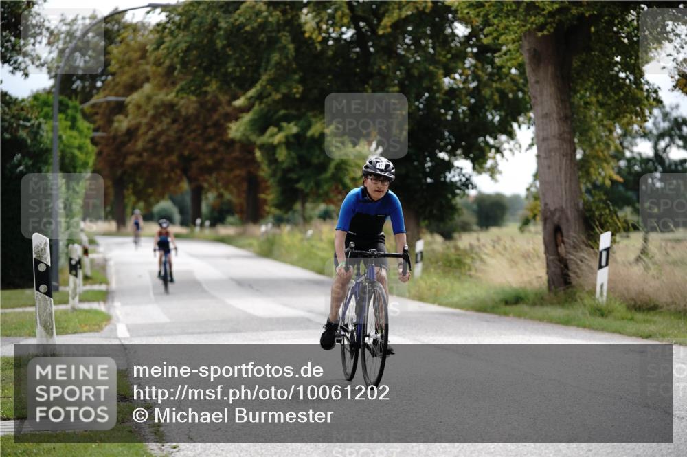 30.08.2026 - Elbe Triathlon Hamburg Michael Burmester http://msf.ph/oto/10061202 30.08.2026 12:47:37 Radfahren 1777, 1782 meine-sportfotos.de