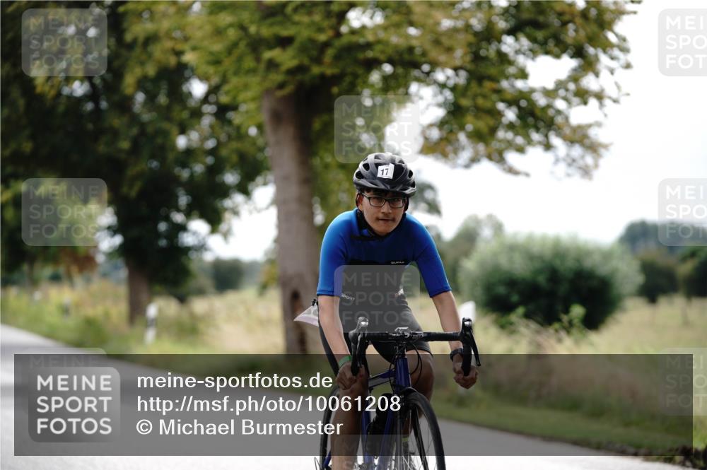 30.08.2026 - Elbe Triathlon Hamburg Michael Burmester http://msf.ph/oto/10061208 30.08.2026 12:47:38 Radfahren 1777, 1782 meine-sportfotos.de