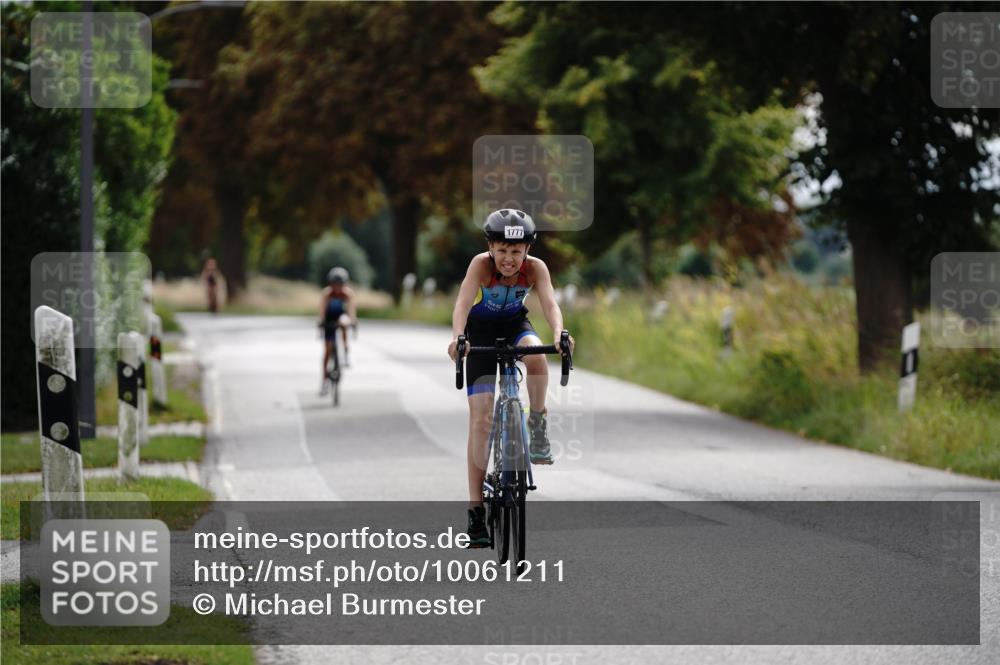 30.08.2026 - Elbe Triathlon Hamburg Michael Burmester http://msf.ph/oto/10061211 30.08.2026 12:47:41 Radfahren 1777, 1778 meine-sportfotos.de