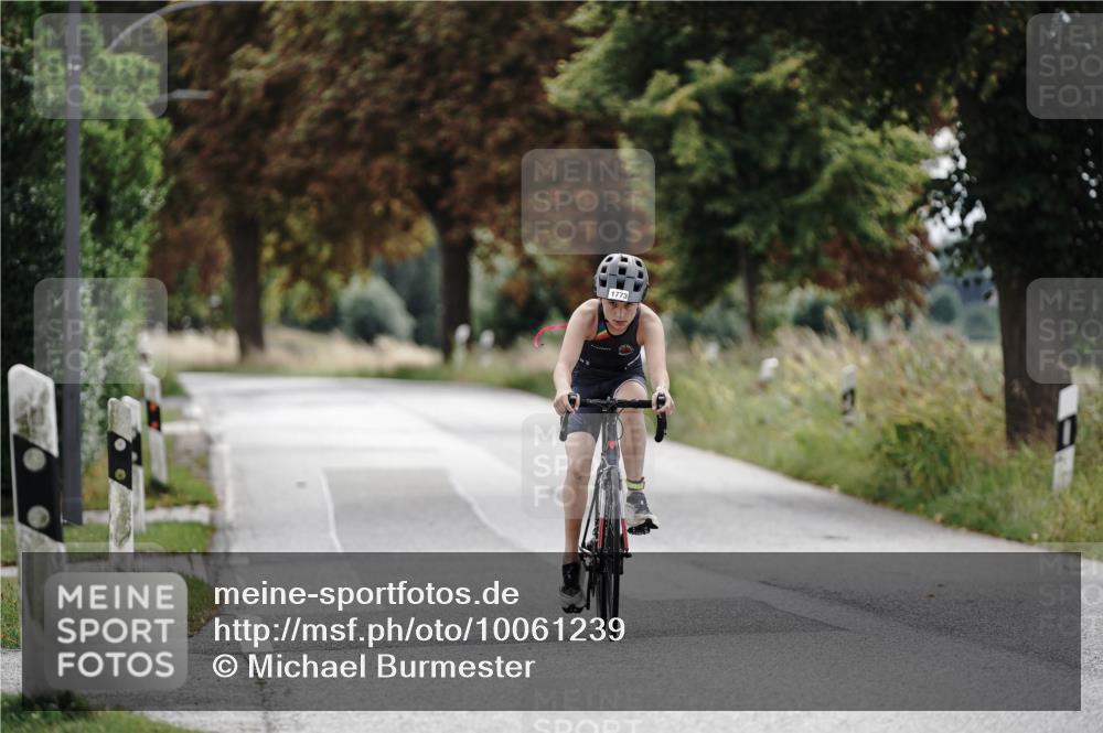 30.08.2026 - Elbe Triathlon Hamburg Michael Burmester http://msf.ph/oto/10061239 30.08.2026 12:48:33 Radfahren 1773 meine-sportfotos.de