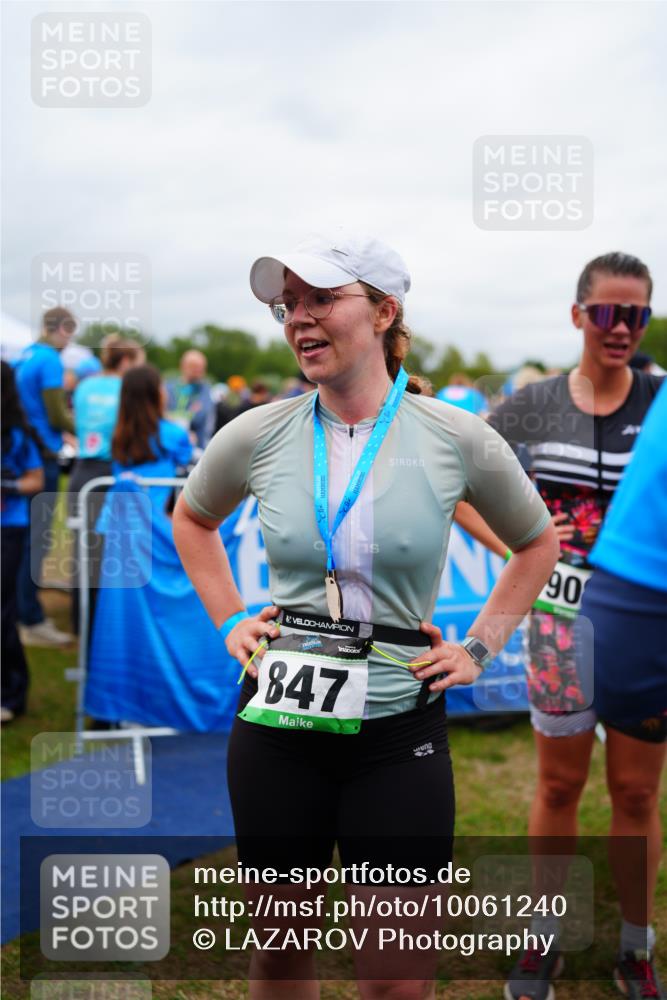 30.08.2026 - Elbe Triathlon Hamburg LAZAROV Photography http://msf.ph/oto/10061240 30.08.2026 11:44:14 Ziel 808 meine-sportfotos.de