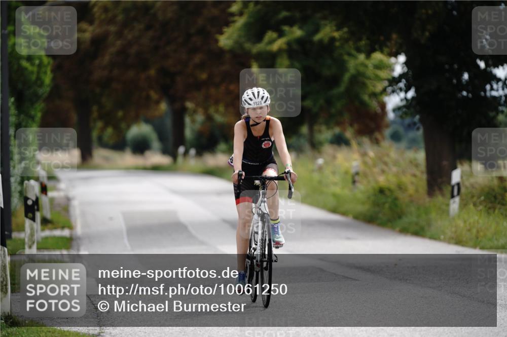 30.08.2026 - Elbe Triathlon Hamburg Michael Burmester http://msf.ph/oto/10061250 30.08.2026 12:48:59 Radfahren 1828 meine-sportfotos.de