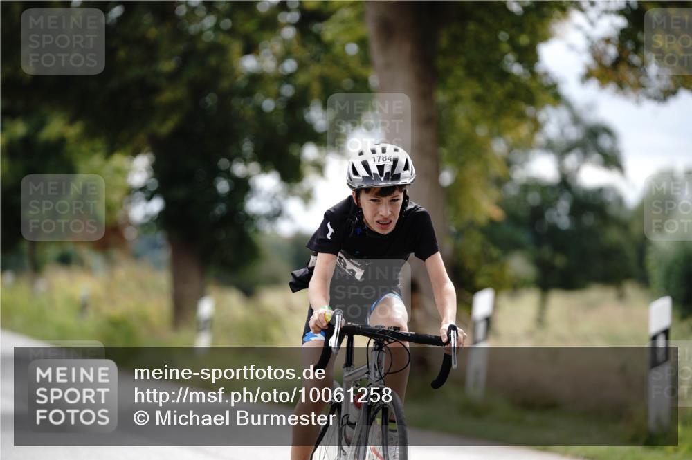 30.08.2026 - Elbe Triathlon Hamburg Michael Burmester http://msf.ph/oto/10061258 30.08.2026 12:49:31 Radfahren 1784 meine-sportfotos.de