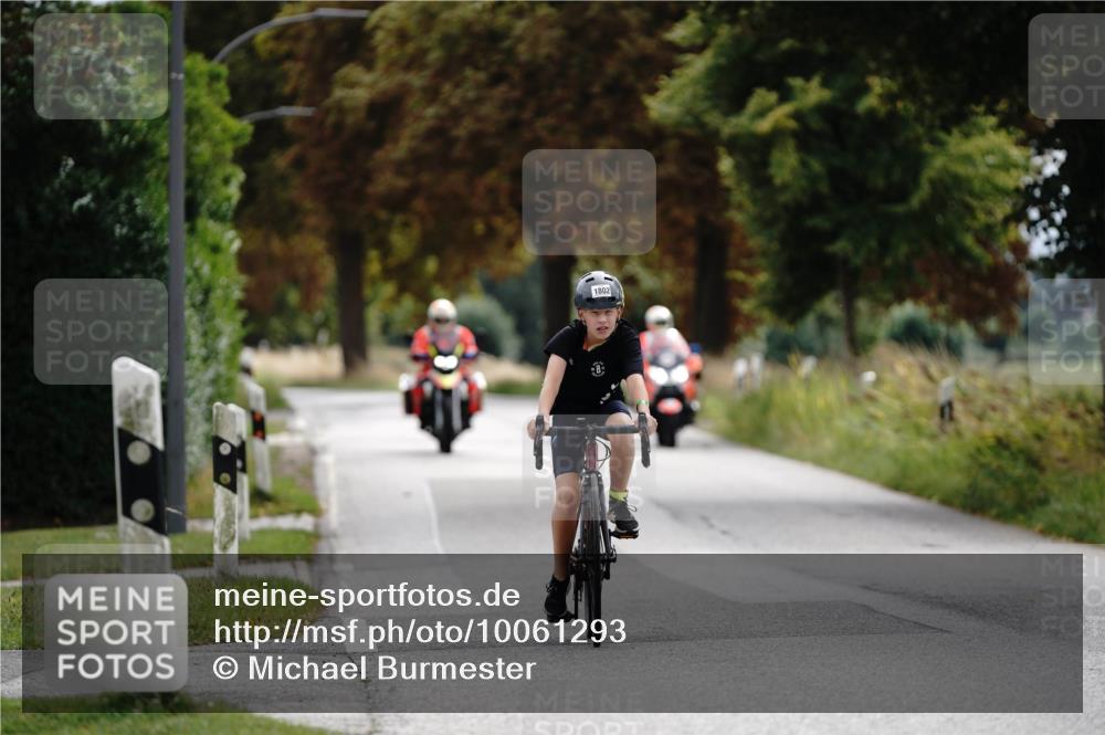 30.08.2026 - Elbe Triathlon Hamburg Michael Burmester http://msf.ph/oto/10061293 30.08.2026 12:52:34 Radfahren 1802 meine-sportfotos.de