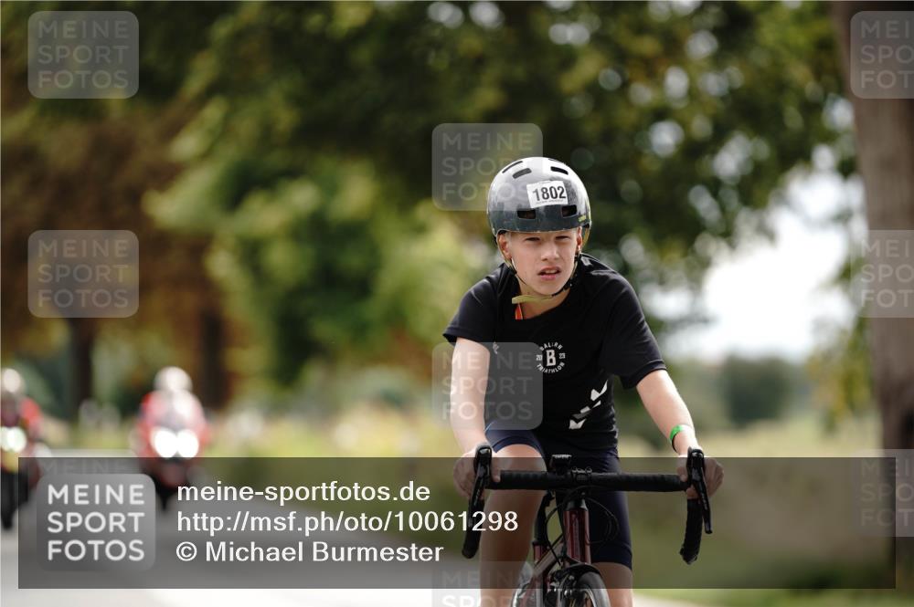 30.08.2026 - Elbe Triathlon Hamburg Michael Burmester http://msf.ph/oto/10061298 30.08.2026 12:52:36 Radfahren 1802 meine-sportfotos.de