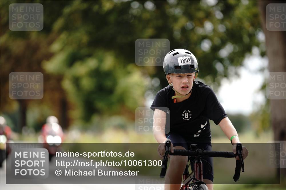 30.08.2026 - Elbe Triathlon Hamburg Michael Burmester http://msf.ph/oto/10061300 30.08.2026 12:52:36 Radfahren 1802 meine-sportfotos.de