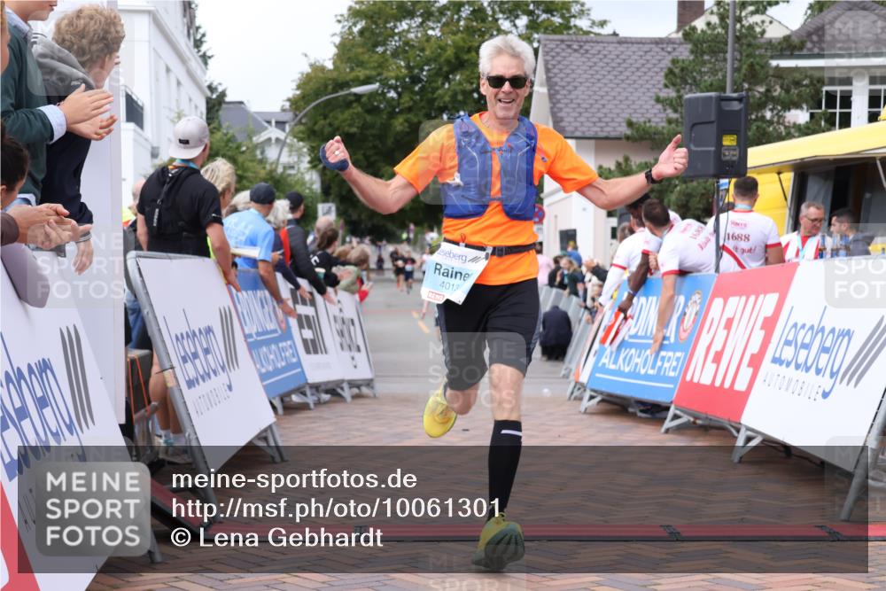 30.08.2026 - Blankeneser Heldenlauf Lena Gebhardt http://msf.ph/oto/10061301 30.08.2026 12:31:07 Ziel 4013, 4159, 4440 meine-sportfotos.de