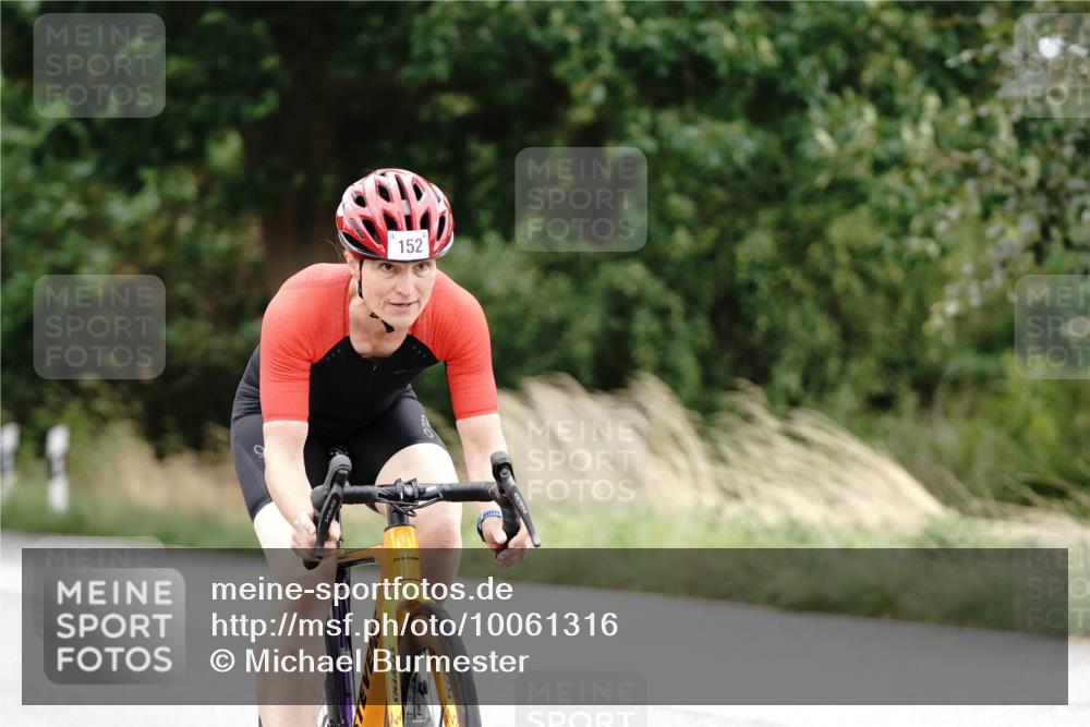 30.08.2026 - Elbe Triathlon Hamburg Michael Burmester http://msf.ph/oto/10061316 30.08.2026 14:09:41 Radfahren 152 meine-sportfotos.de