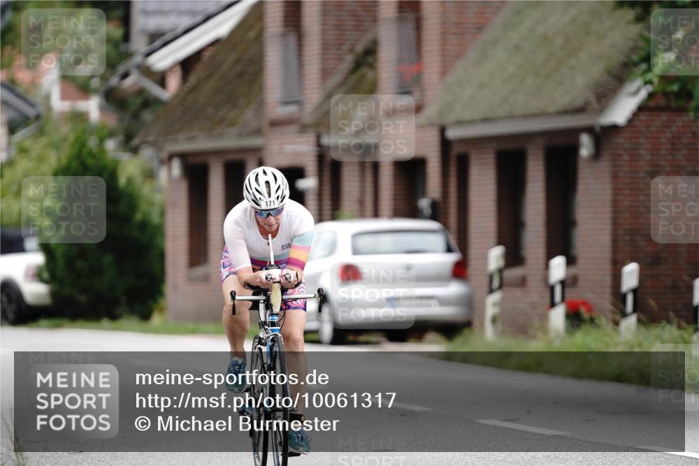 30.08.2026 - Elbe Triathlon Hamburg Michael Burmester http://msf.ph/oto/10061317 30.08.2026 14:09:47 Radfahren 171, 175 meine-sportfotos.de
