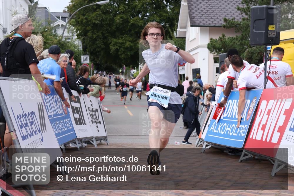 30.08.2026 - Blankeneser Heldenlauf Lena Gebhardt http://msf.ph/oto/10061341 30.08.2026 12:31:11 Ziel 4013, 4159, 4440 meine-sportfotos.de