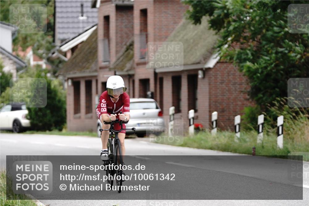 30.08.2026 - Elbe Triathlon Hamburg Michael Burmester http://msf.ph/oto/10061342 30.08.2026 14:10:13 Radfahren 131, 156 meine-sportfotos.de