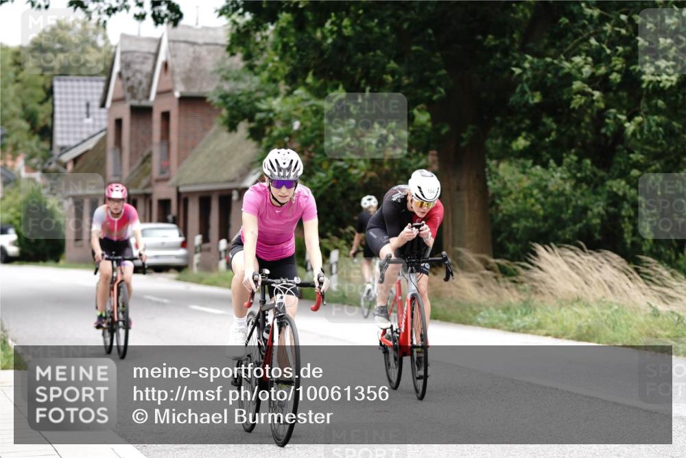 30.08.2026 - Elbe Triathlon Hamburg Michael Burmester http://msf.ph/oto/10061356 30.08.2026 14:13:02 Radfahren 130, 145, 154, 178 meine-sportfotos.de
