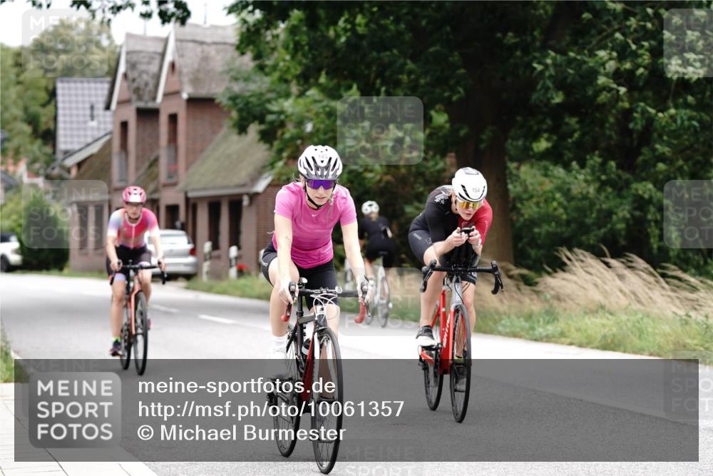 30.08.2026 - Elbe Triathlon Hamburg Michael Burmester http://msf.ph/oto/10061357 30.08.2026 14:13:02 Radfahren 130, 145, 154, 178 meine-sportfotos.de