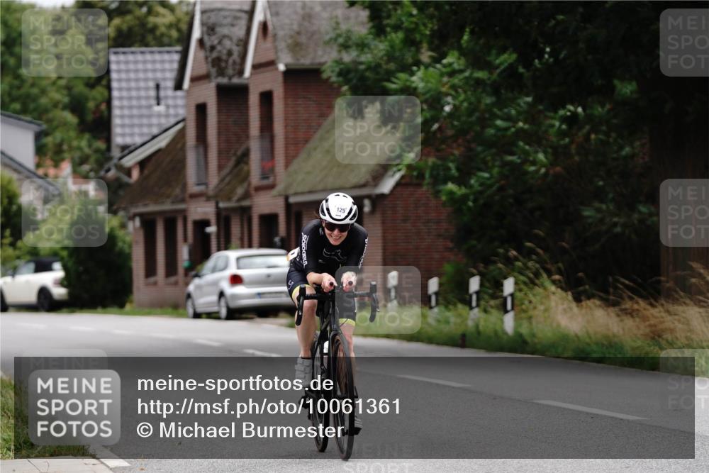 30.08.2026 - Elbe Triathlon Hamburg Michael Burmester http://msf.ph/oto/10061361 30.08.2026 14:13:18 Radfahren  meine-sportfotos.de