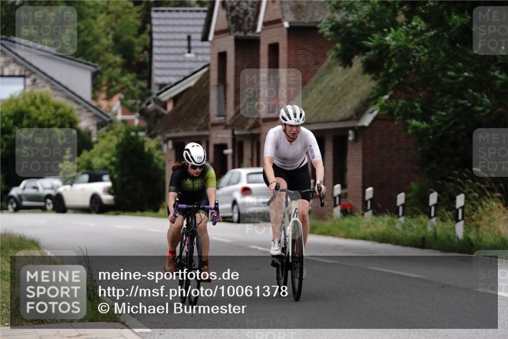 30.08.2026 - Elbe Triathlon Hamburg Michael Burmester http://msf.ph/oto/10061378 30.08.2026 14:13:44 Radfahren 150 meine-sportfotos.de