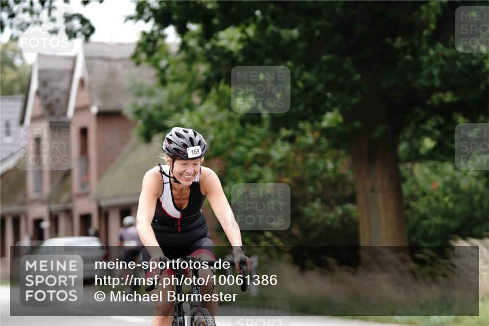 30.08.2026 - Elbe Triathlon Hamburg Michael Burmester http://msf.ph/oto/10061386 30.08.2026 14:13:56 Radfahren 164, 169 meine-sportfotos.de