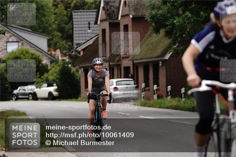 30.08.2026 - Elbe Triathlon Hamburg Michael Burmester http://msf.ph/oto/10061409 30.08.2026 14:14:09 Radfahren 136, 141, 170 meine-sportfotos.de