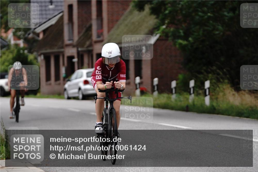 30.08.2026 - Elbe Triathlon Hamburg Michael Burmester http://msf.ph/oto/10061424 30.08.2026 14:14:31 Radfahren 168, 171 meine-sportfotos.de