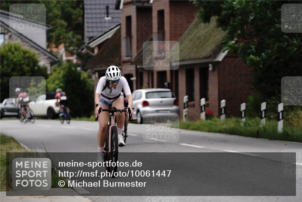 30.08.2026 - Elbe Triathlon Hamburg Michael Burmester http://msf.ph/oto/10061447 30.08.2026 14:14:49 Radfahren 131, 138, 175 meine-sportfotos.de