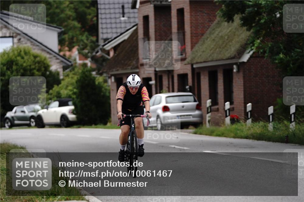 30.08.2026 - Elbe Triathlon Hamburg Michael Burmester http://msf.ph/oto/10061467 30.08.2026 14:15:36 Radfahren 147 meine-sportfotos.de