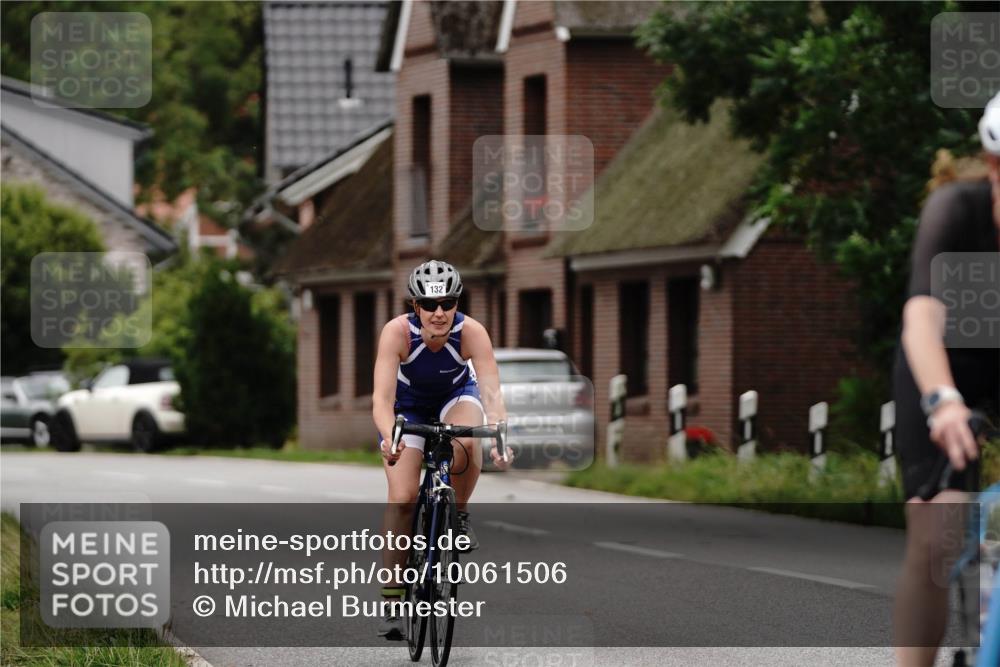 30.08.2026 - Elbe Triathlon Hamburg Michael Burmester http://msf.ph/oto/10061506 30.08.2026 14:16:08 Radfahren 132, 176, 179 meine-sportfotos.de