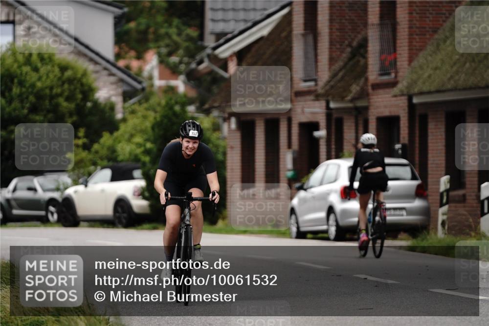 30.08.2026 - Elbe Triathlon Hamburg Michael Burmester http://msf.ph/oto/10061532 30.08.2026 14:16:54 Radfahren 157 meine-sportfotos.de