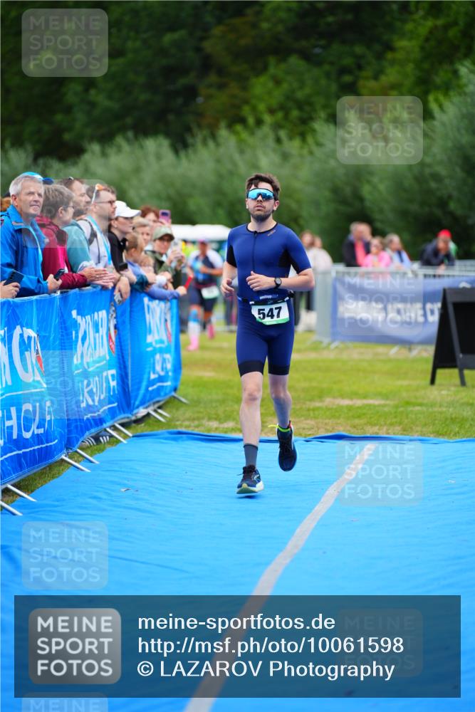 30.08.2026 - Elbe Triathlon Hamburg LAZAROV Photography http://msf.ph/oto/10061598 30.08.2026 11:45:20 Ziel 547, 1265 meine-sportfotos.de