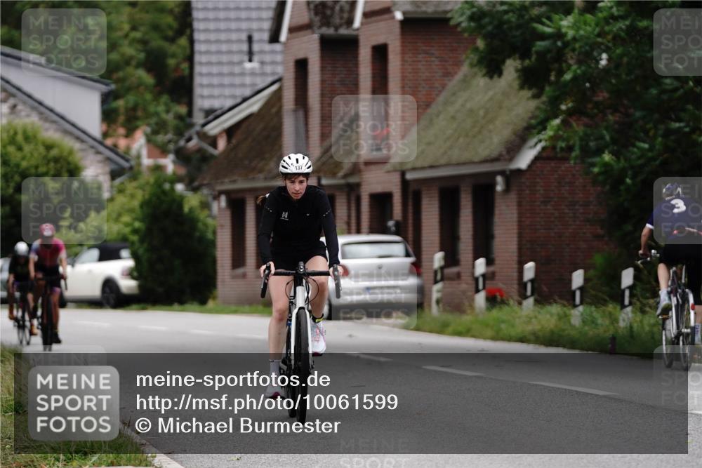 30.08.2026 - Elbe Triathlon Hamburg Michael Burmester http://msf.ph/oto/10061599 30.08.2026 14:18:21 Radfahren 137, 150, 152, 178 meine-sportfotos.de