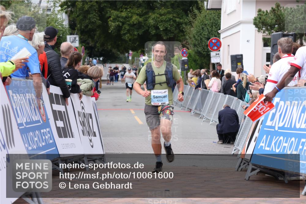 30.08.2026 - Blankeneser Heldenlauf Lena Gebhardt http://msf.ph/oto/10061600 30.08.2026 12:31:36 Ziel 2705, 4203, 4395 meine-sportfotos.de