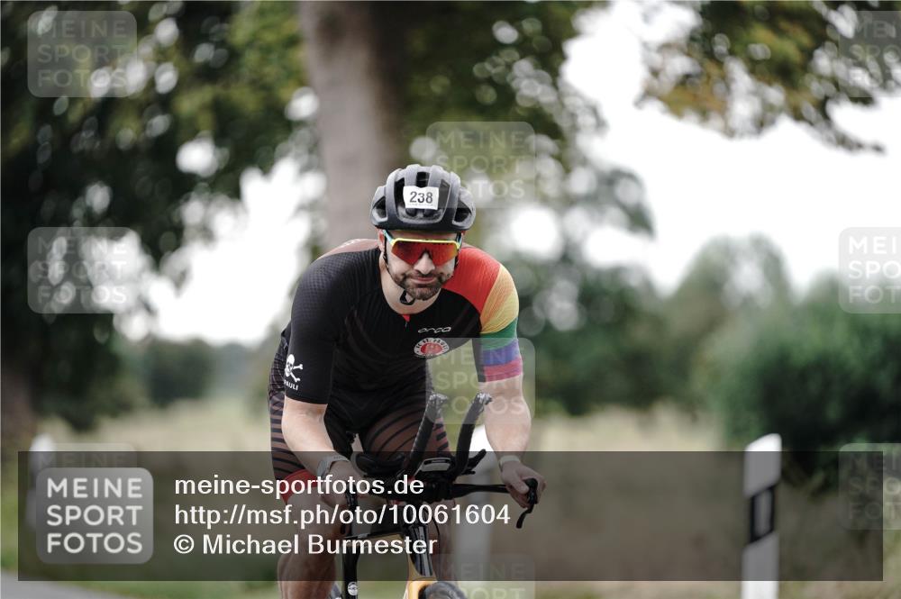 30.08.2026 - Elbe Triathlon Hamburg Michael Burmester http://msf.ph/oto/10061604 30.08.2026 08:46:11 Radfahren 229, 238 meine-sportfotos.de