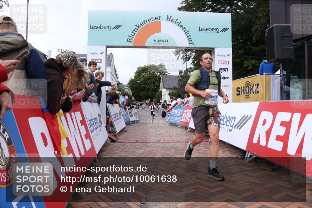 30.08.2026 - Blankeneser Heldenlauf Lena Gebhardt http://msf.ph/oto/10061638 30.08.2026 12:31:40 Ziel 4170, 4203 meine-sportfotos.de