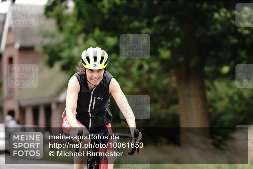 30.08.2026 - Elbe Triathlon Hamburg Michael Burmester http://msf.ph/oto/10061653 30.08.2026 14:18:41 Radfahren 135, 164 meine-sportfotos.de