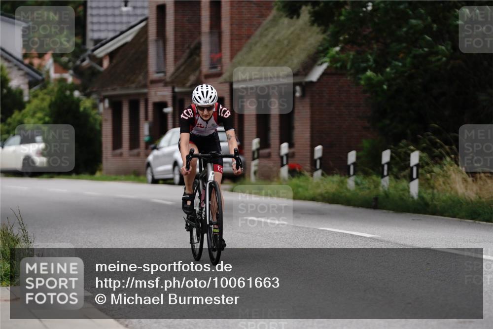 30.08.2026 - Elbe Triathlon Hamburg Michael Burmester http://msf.ph/oto/10061663 30.08.2026 14:18:46 Radfahren 164 meine-sportfotos.de