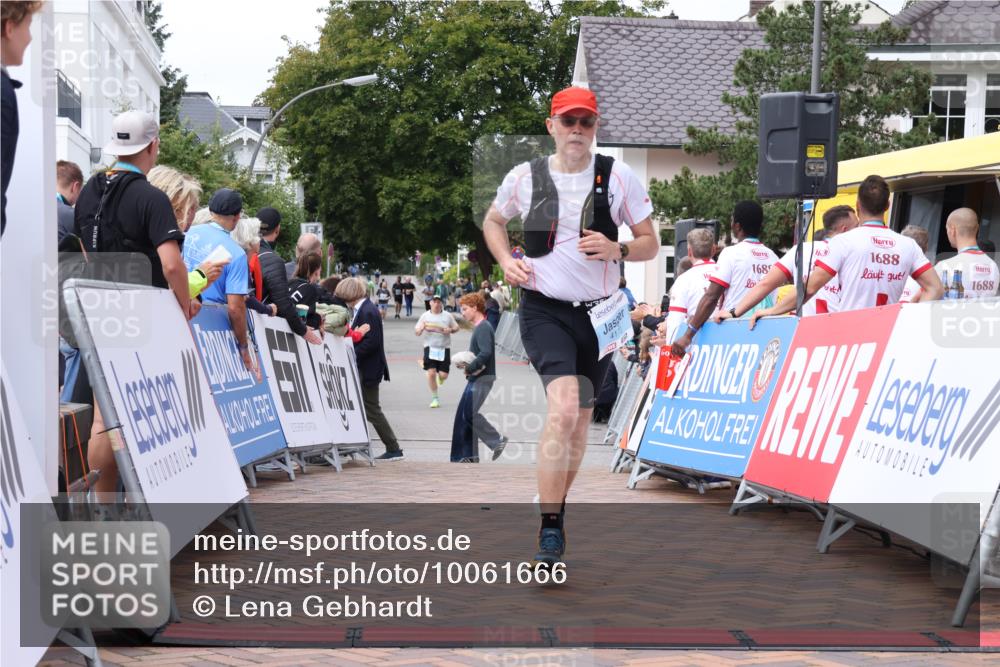 30.08.2026 - Blankeneser Heldenlauf Lena Gebhardt http://msf.ph/oto/10061666 30.08.2026 12:31:43 Ziel 4170, 4203 meine-sportfotos.de