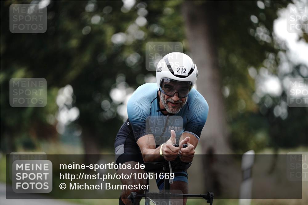 30.08.2026 - Elbe Triathlon Hamburg Michael Burmester http://msf.ph/oto/10061669 30.08.2026 08:48:32 Radfahren 212 meine-sportfotos.de