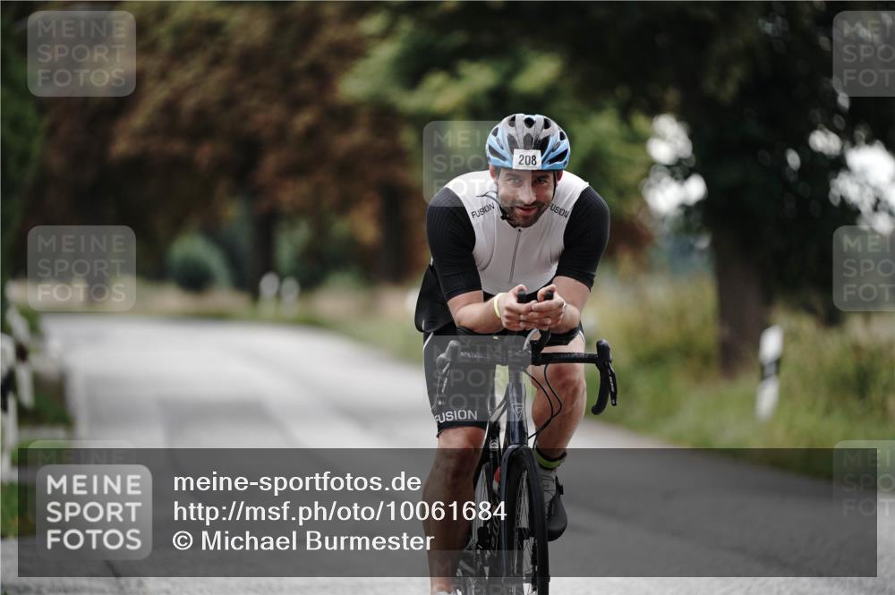 30.08.2026 - Elbe Triathlon Hamburg Michael Burmester http://msf.ph/oto/10061684 30.08.2026 08:48:49 Radfahren 208, 214 meine-sportfotos.de