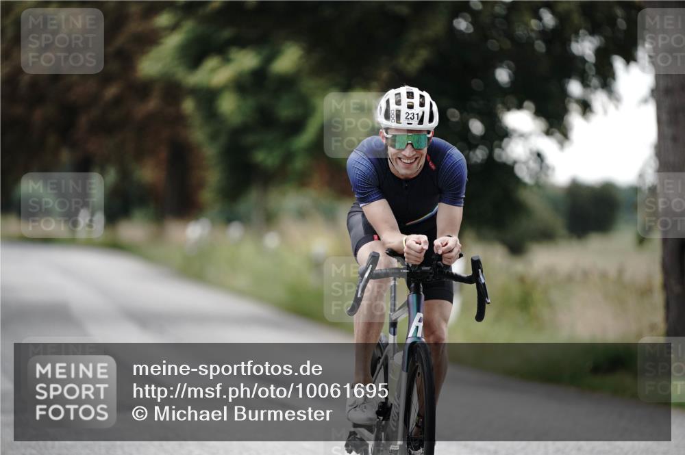 30.08.2026 - Elbe Triathlon Hamburg Michael Burmester http://msf.ph/oto/10061695 30.08.2026 08:49:58 Radfahren 231 meine-sportfotos.de
