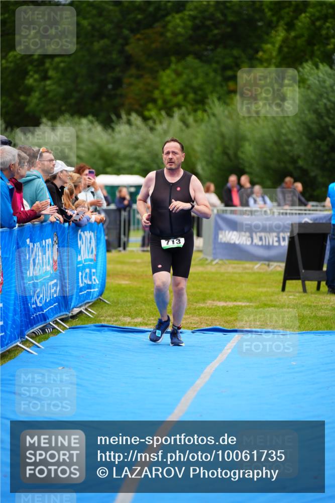 30.08.2026 - Elbe Triathlon Hamburg LAZAROV Photography http://msf.ph/oto/10061735 30.08.2026 11:45:53 Ziel 713, 1338 meine-sportfotos.de