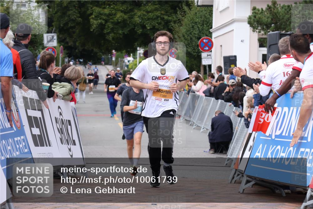 30.08.2026 - Blankeneser Heldenlauf Lena Gebhardt http://msf.ph/oto/10061739 30.08.2026 12:32:04 Ziel 2388 meine-sportfotos.de