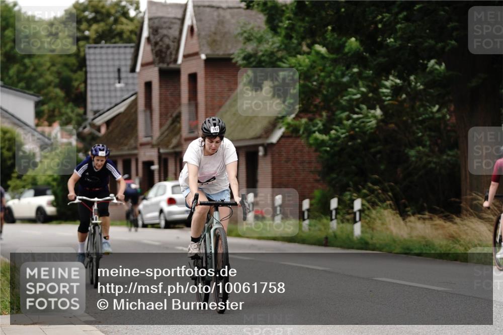30.08.2026 - Elbe Triathlon Hamburg Michael Burmester http://msf.ph/oto/10061758 30.08.2026 14:19:51 Radfahren 136, 143, 167 meine-sportfotos.de