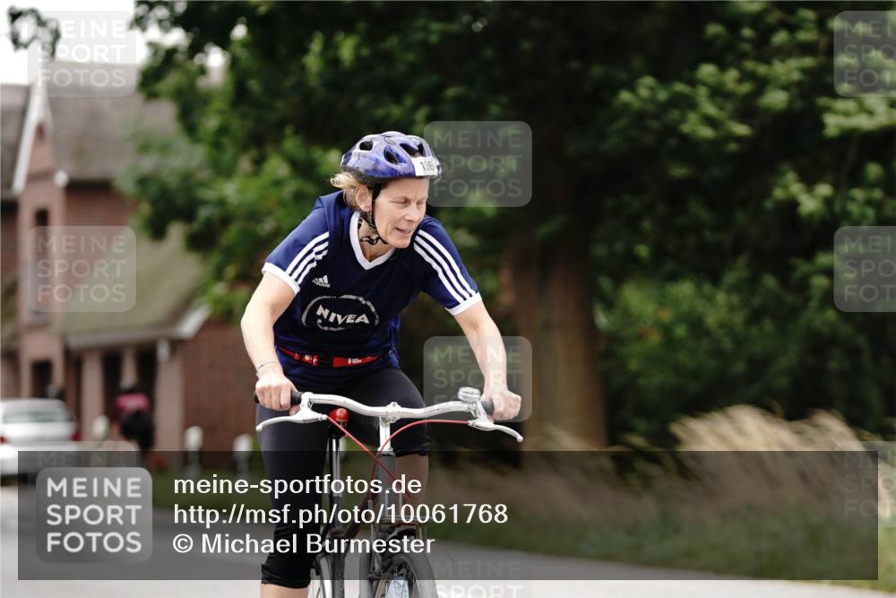 30.08.2026 - Elbe Triathlon Hamburg Michael Burmester http://msf.ph/oto/10061768 30.08.2026 14:19:54 Radfahren 136, 143, 167 meine-sportfotos.de