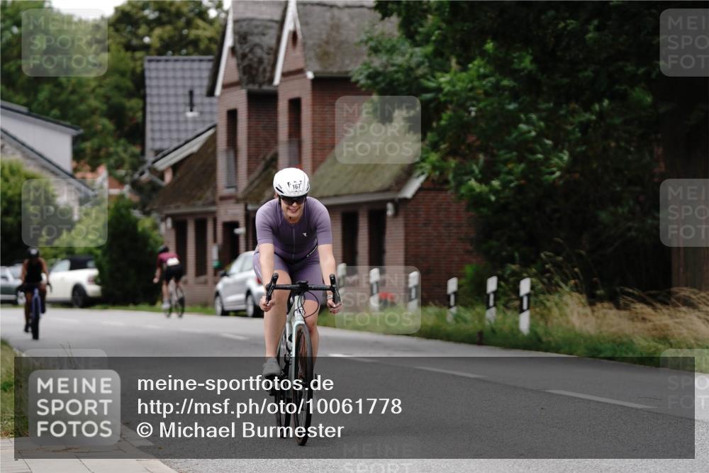 30.08.2026 - Elbe Triathlon Hamburg Michael Burmester http://msf.ph/oto/10061778 30.08.2026 14:19:56 Radfahren 136, 143, 167, 170 meine-sportfotos.de