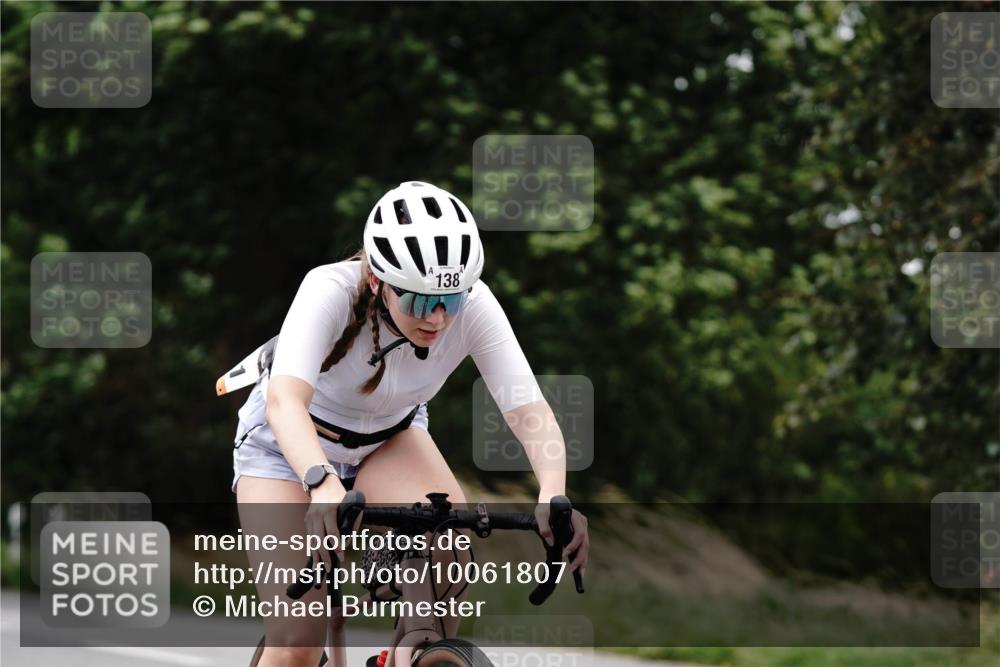 30.08.2026 - Elbe Triathlon Hamburg Michael Burmester http://msf.ph/oto/10061807 30.08.2026 14:20:30 Radfahren 138 meine-sportfotos.de