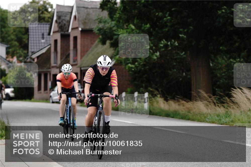 30.08.2026 - Elbe Triathlon Hamburg Michael Burmester http://msf.ph/oto/10061835 30.08.2026 14:20:56 Radfahren 146, 147, 165, 172 meine-sportfotos.de
