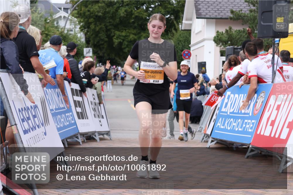 30.08.2026 - Blankeneser Heldenlauf Lena Gebhardt http://msf.ph/oto/10061892 30.08.2026 12:32:32 Ziel 2540 meine-sportfotos.de