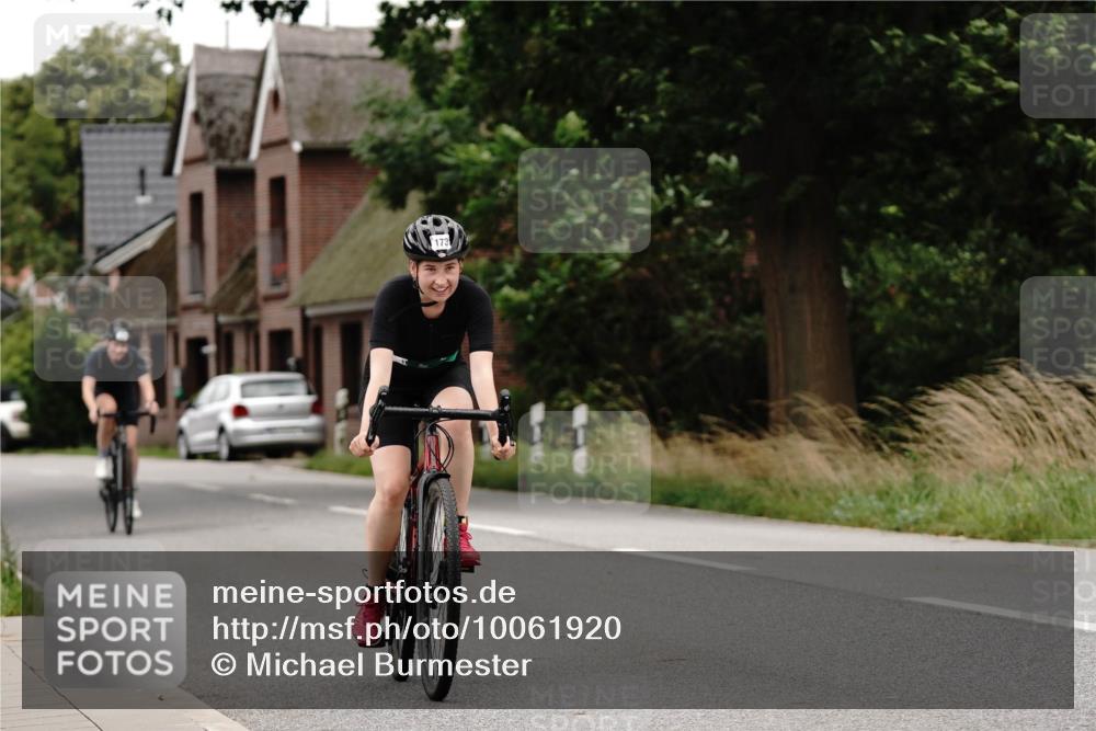 30.08.2026 - Elbe Triathlon Hamburg Michael Burmester http://msf.ph/oto/10061920 30.08.2026 14:21:53 Radfahren 157, 173 meine-sportfotos.de